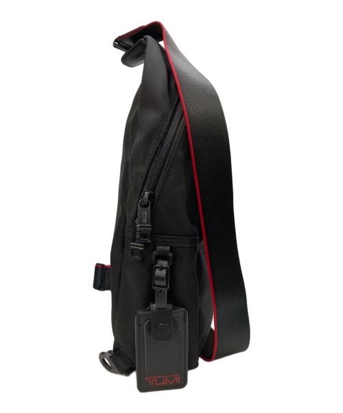 TUMI（トゥミ）TUMI (トゥミ) スリングバッグ ブラックの古着・服飾アイテム
