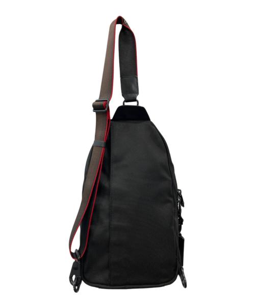 TUMI（トゥミ）TUMI (トゥミ) スリングバッグ ブラックの古着・服飾アイテム