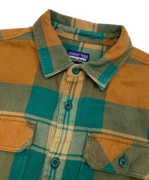 Patagonia（パタゴニア）Patagonia (パタゴニア) ネルシャツ グリーン×オレンジ サイズ:Sの古着・服飾アイテム