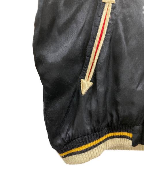 CROPPED HEADS（クロップドヘッズ）CROPPED HEADS (クロップドヘッズ) スーベニアジャケット レッド×ブラック サイズ:Mの古着・服飾アイテム