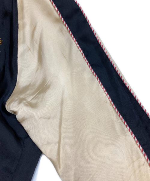 CROPPED HEADS（クロップドヘッズ）CROPPED HEADS (クロップドヘッズ) スーベニアジャケット レッド×ブラック サイズ:Mの古着・服飾アイテム