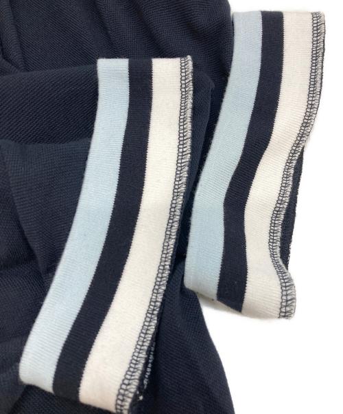 FRED PERRY（フレッドペリー）FRED PERRY (フレッドペリー) ロゴTシャツ ネイビー サイズ:Mの古着・服飾アイテム