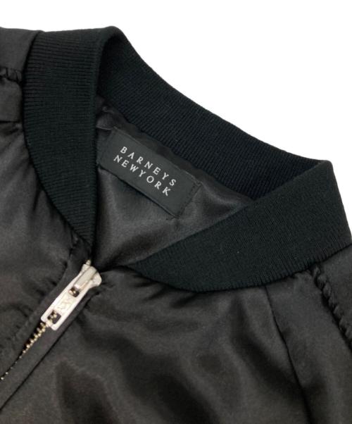 BARNEYS NEWYORK（バーニーズ・ニューヨーク）BARNEYS NEWYORK (バーニーズ・ニューヨーク) 横振り刺繍スカジャン ブラック サイズ:44の古着・服飾アイテム
