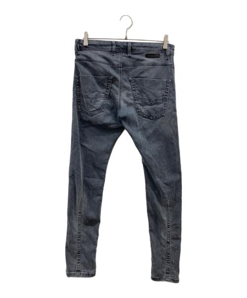 DIESEL（ディーゼル）DIESEL (ディーゼル) デニムパンツ グレー サイズ:28の古着・服飾アイテム
