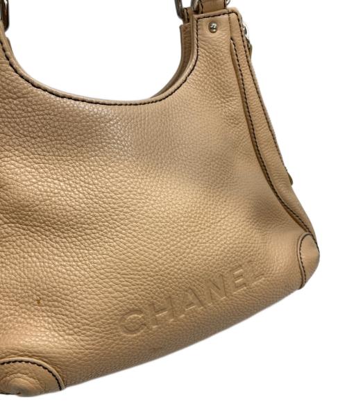 CHANEL（シャネル）CHANEL (シャネル) ロゴフリンジハンドバッグ ベージュの古着・服飾アイテム