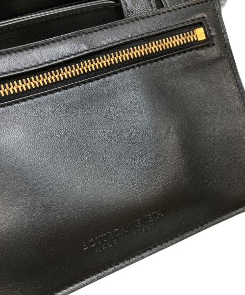 BOTTEGA VENETA（ボッテガベネタ）BOTTEGA VENETA (ボッテガベネタ) スモールフリップフラップトートバッグ ブラックの古着・服飾アイテム