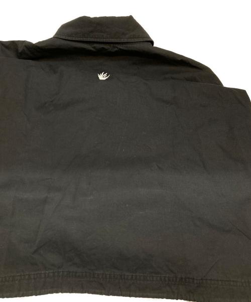 UNDERCOVER（アンダーカバー）UNDERCOVER (アンダーカバー) CARNE BOLLENTE (カルネボレンテ) バック刺繍コーチジャケット ブラック サイズ:2の古着・服飾アイテム