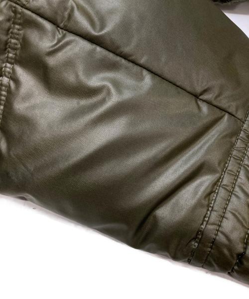 BURBERRY BLUE LABEL（バーバリー ブルー レーベル）BURBERRY BLUE LABEL (バーバリー ブルー レーベル) ダウンジャケット オリーブ サイズ:LLの古着・服飾アイテム