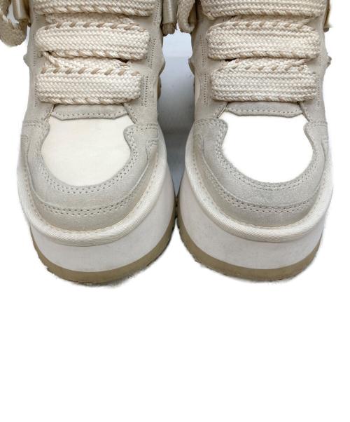 UGG（アグ）UGG (アグ) Astromel ベージュ サイズ:23の古着・服飾アイテム