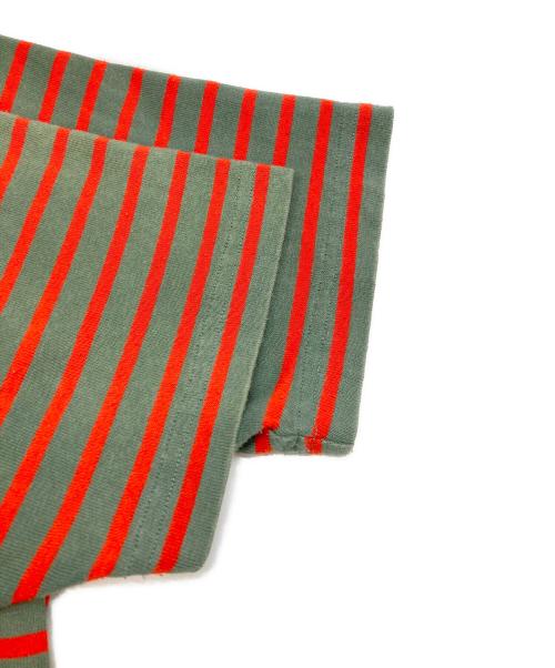 DIESEL（ディーゼル）DIESEL (ディーゼル) WALLACE STRIPE T カーキ×オレンジ サイズ:Mの古着・服飾アイテム