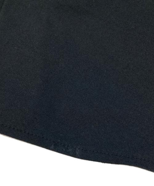 COGTHEBIGSMOKE（コグザビッグスモーク）COGTHEBIGSMOKE (コグザビッグスモーク) HALO SEMI-FLARE SKIRT ブラック サイズ:不明（実寸参照）の古着・服飾アイテム
