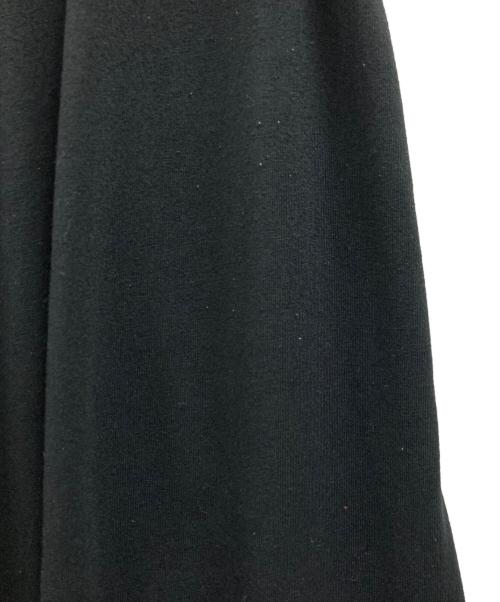 COGTHEBIGSMOKE（コグザビッグスモーク）COGTHEBIGSMOKE (コグザビッグスモーク) HALO SEMI-FLARE SKIRT ブラック サイズ:不明（実寸参照）の古着・服飾アイテム