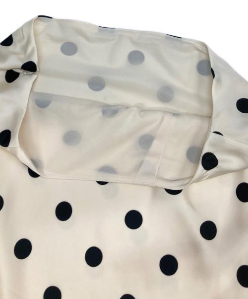 moussy（マウジー）moussy (マウジー) SATIN DOT スカート ベージュ サイズ:Sの古着・服飾アイテム