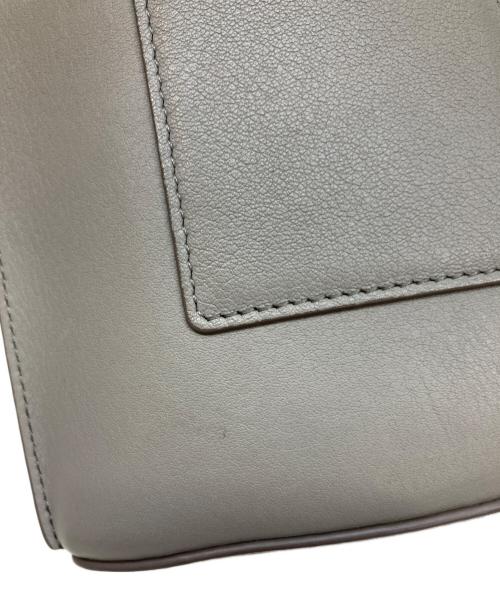 LOEWE（ロエベ）LOEWE (ロエベ) ダイスポケットショルダーポーチ グレーの古着・服飾アイテム