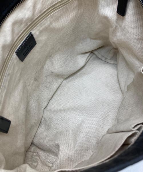 GUCCI（グッチ）GUCCI (グッチ) GG柄ショルダーバッグ ブラックの古着・服飾アイテム