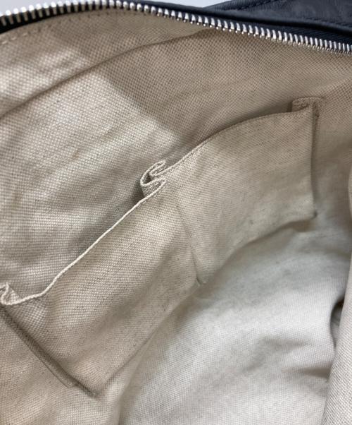GUCCI（グッチ）GUCCI (グッチ) GG柄ショルダーバッグ ブラックの古着・服飾アイテム