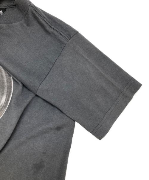 stussy（ステューシー）stussy (ステューシー) プリントTシャツ グレー サイズ:Sの古着・服飾アイテム