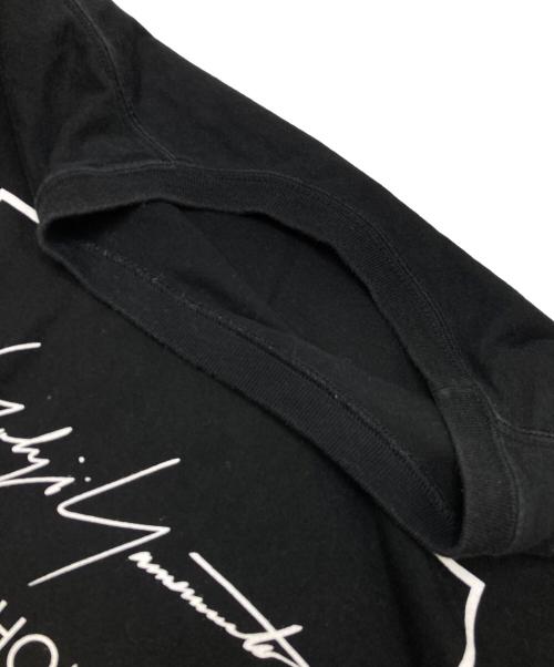 NEIGHBORHOOD（ネイバーフッド）NEIGHBORHOOD (ネイバーフッド) Yohji Yamamoto pour homme (ヨウジヤマモト プールオム) プリントショートスリーブ ブラック サイズ:Mの古着・服飾アイテム