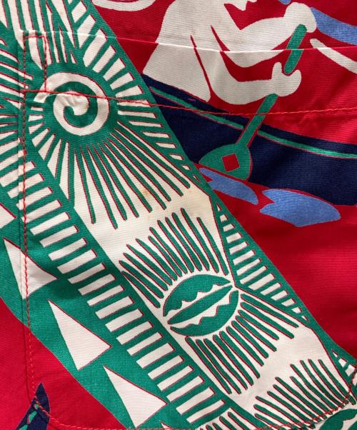 Sun Surf（サンサーフ）Sun Surf (サンサーフ) レーヨンアロハシャツ グリーン×レッド サイズ:Mの古着・服飾アイテム