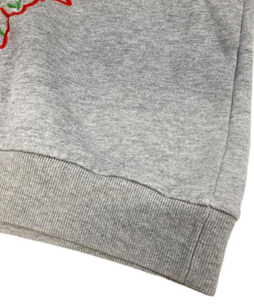 maison kitsune（メゾンキツネ）maison kitsune (メゾンキツネ) フォックス刺繍トレーナー グレー サイズ:Sの古着・服飾アイテム