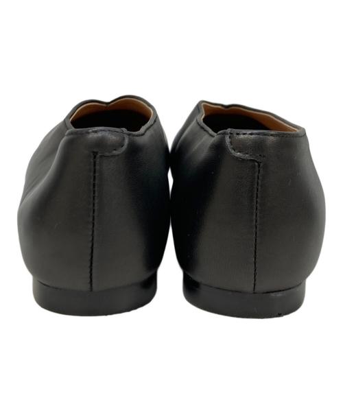 REMME（レメ）REMME (レメ) Vカットレザーローヒールパンプス ブラック サイズ:38の古着・服飾アイテム