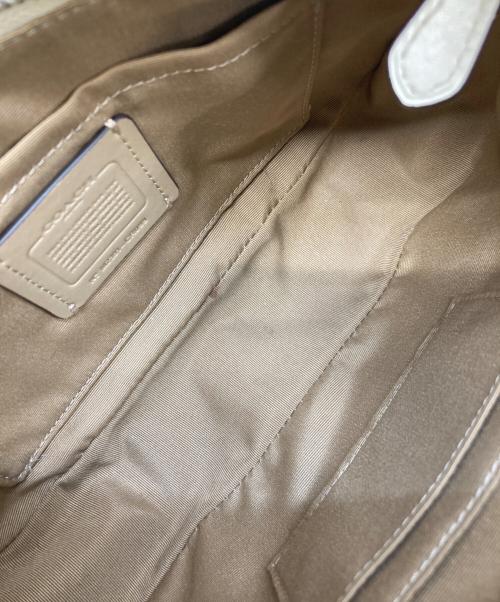 COACH（コーチ）COACH (コーチ) テリショルダーバッグ ベージュの古着・服飾アイテム