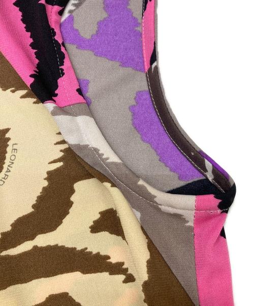 LEONARD FASHION（レオナールファッション）LEONARD FASHION (レオナールファッション) ノースリーブカットソー ピンク×ブラック サイズ:36の古着・服飾アイテム