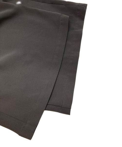 LAD MUSICIAN（ラッドミュージシャン）LAD MUSICIAN (ラッドミュージシャン) DRY CLOTH CROPPED HAKAMA PANTS グレー サイズ:42の古着・服飾アイテム