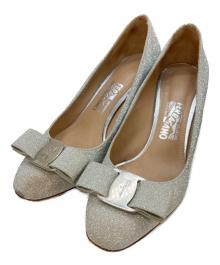 Salvatore Ferragamo（サルヴァトーレ フェラガモ）の古着「ラメグリッターリボンパンプス」｜シルバー