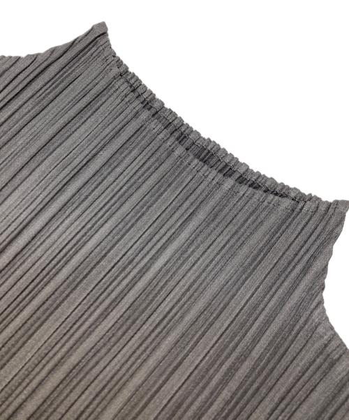PLEATS PLEASE（プリーツプリーズ）PLEATS PLEASE (プリーツプリーズ) プリーツブラウス グレー サイズ:3の古着・服飾アイテム