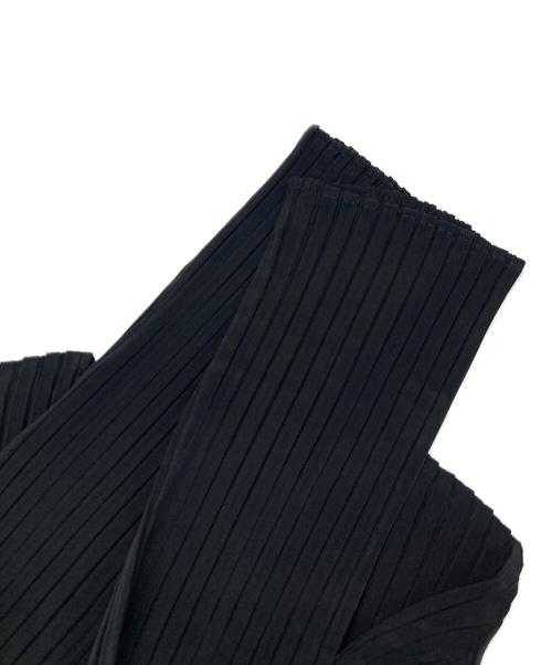 ISSEY MIYAKE（イッセイミヤケ）ISSEY MIYAKE (イッセイミヤケ) プリーツブラウス ブラック サイズ:2の古着・服飾アイテム