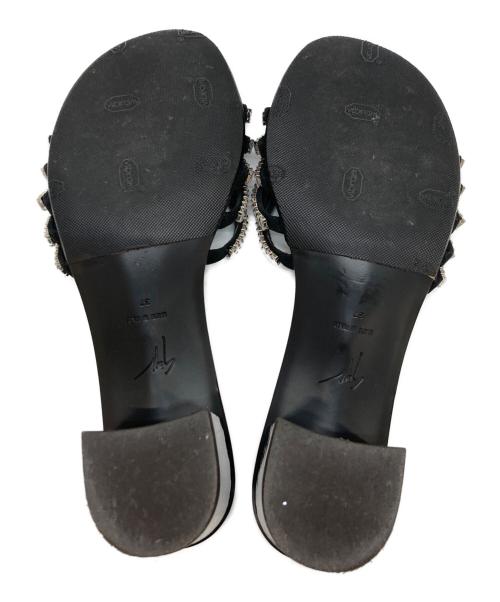 GIUSEPPE ZANOTTI（ジュゼッペザノッティ）GIUSEPPE ZANOTTI (ジュゼッペザノッティ) ビジューサンダル ブラック サイズ:37の古着・服飾アイテム