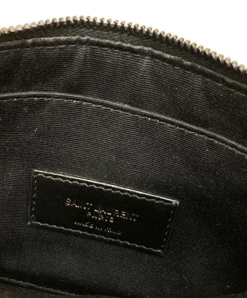 Yves Saint Laurent（イヴサンローラン）Yves Saint Laurent (イヴサンローラン) 型押しポーチ ブラックの古着・服飾アイテム