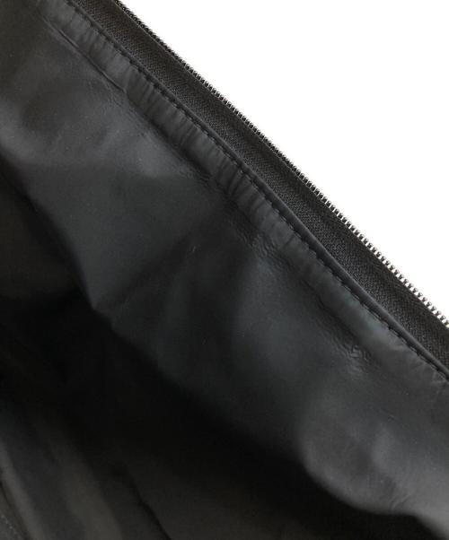 BALENCIAGA（バレンシアガ）BALENCIAGA (バレンシアガ) Recycled Nylon Messenger Tote ブラックの古着・服飾アイテム