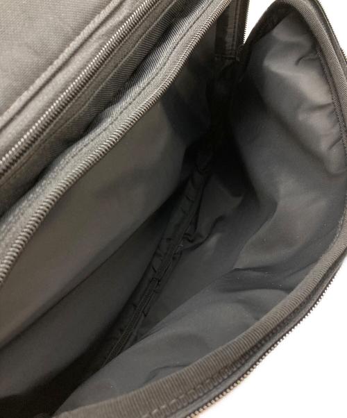 BALENCIAGA（バレンシアガ）BALENCIAGA (バレンシアガ) Recycled Nylon Messenger Tote ブラックの古着・服飾アイテム