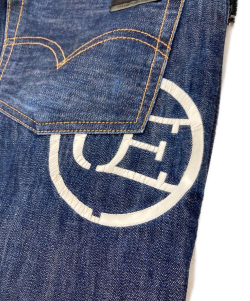 Levi's Fenom（リーバイス・フェノム）Levi's Fenom (リーバイス・フェノム) uniform experiment (ユニフォームエクスペリメント) スタッズデニムパンツ インディゴ サイズ:W30の古着・服飾アイテム
