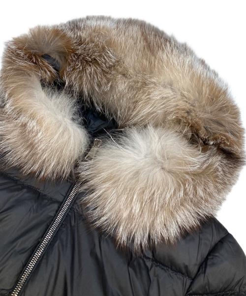 MONCLER（モンクレール）MONCLER (モンクレール) ファー付ショートダウンジャケット ブラック サイズ:4の古着・服飾アイテム