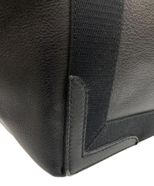 BALENCIAGA（バレンシアガ）BALENCIAGA (バレンシアガ) ポーチ付きレザートートバッグ ブラックの古着・服飾アイテム