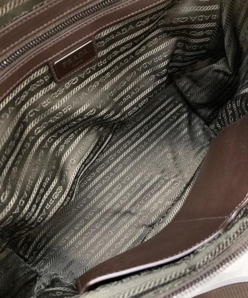 PRADA（プラダ）PRADA (プラダ) ショルダーバッグ ブラウンの古着・服飾アイテム