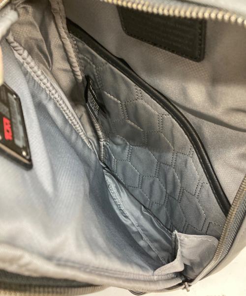 TUMI（トゥミ）TUMI (トゥミ) HARRISON/ショルダーバッグ ブラックの古着・服飾アイテム