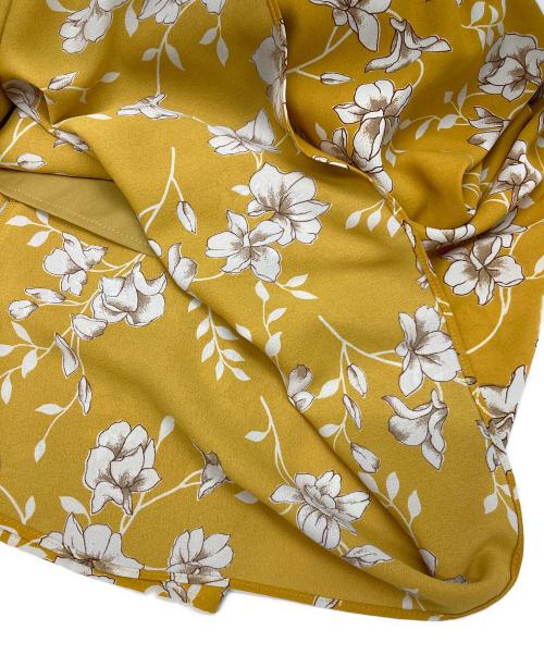 GRACE CONTINENTAL（（グレースコンチネンタル）GRACE CONTINENTAL (（グレースコンチネンタル) フラワーワンピ―ス イエロー サイズ:36の古着・服飾アイテム