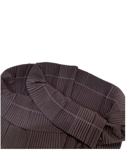 HOMME PLISSE ISSEY MIYAKE（オム プリッセ イッセイ ミヤケ）HOMME PLISSE ISSEY MIYAKE (オム プリッセ イッセイ ミヤケ) TAILORED PLEATS 2 EGG PLANT BLACK サイズ:3 未使用品の古着・服飾アイテム