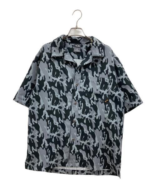 OAKLEY（オークリー）OAKLEY (オークリー) カモフラシャツ グレー サイズ:Sの古着・服飾アイテム
