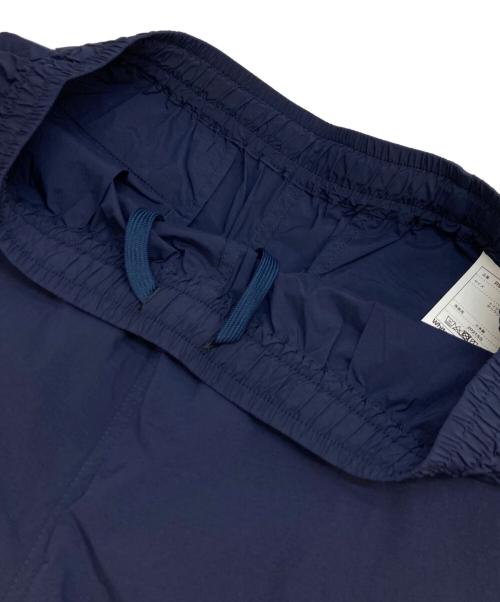 WHITE MOUNTAINEERING（ホワイトマウンテ二アニング）WHITE MOUNTAINEERING (ホワイトマウンテ二アニング) レイヤード イージー ハーフパンツ ネイビーの古着・服飾アイテム