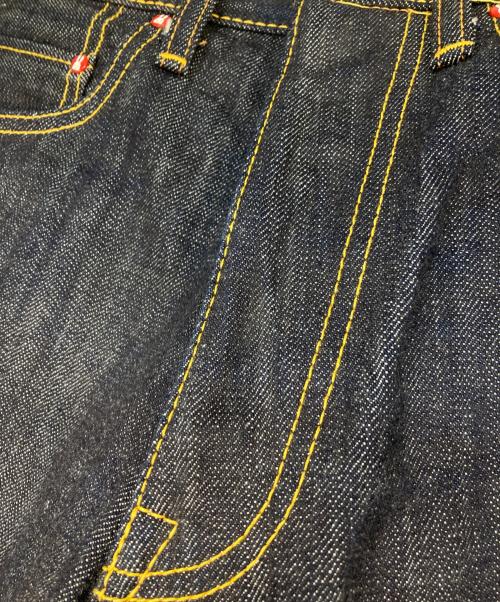 CUNE（キューン）CUNE (キューン) ウサギステッチデニムパンツ ネイビー サイズ:W30の古着・服飾アイテム
