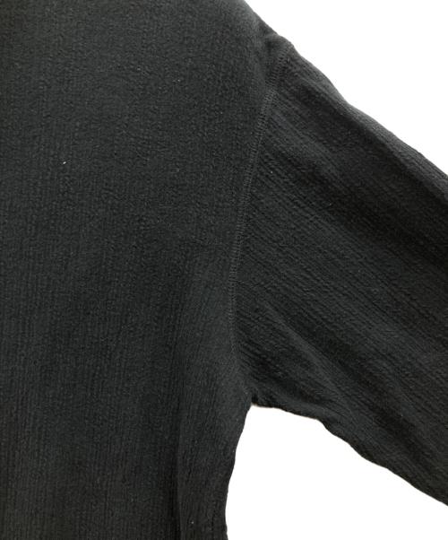 im MIYAKE DESIGN STUDIO（イッセイミヤケデザインスタジオ）im MIYAKE DESIGN STUDIO (イッセイミヤケデザインスタジオ) モックネックカットソー ブラック サイズ:Mの古着・服飾アイテム