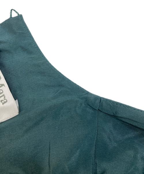 MaxMara（マックスマーラ）MaxMara (マックスマーラ) ノースリーブブラウス グリーン サイズ:40の古着・服飾アイテム