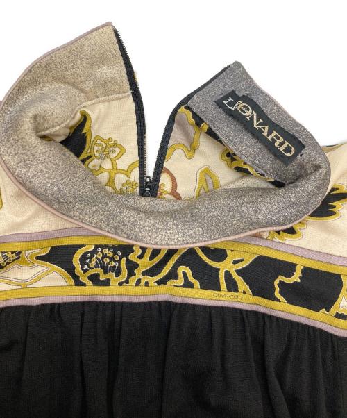 LEONARD FASHION（レオナールファッション）LEONARD FASHION (レオナールファッション) シルク混フラワーモチーフ切替ワンピース ブラック サイズ:Sの古着・服飾アイテム