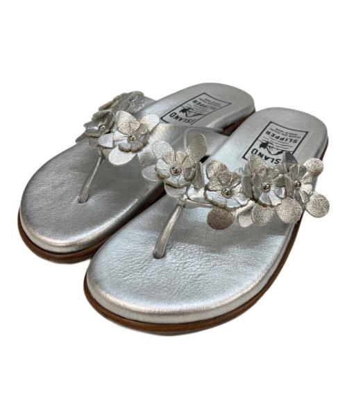 ISLAND SLIPPER（アイランドスリッパ）ISLAND SLIPPER (アイランドスリッパ) フラワー装飾ビーチサンダル シルバー サイズ:6の古着・服飾アイテム