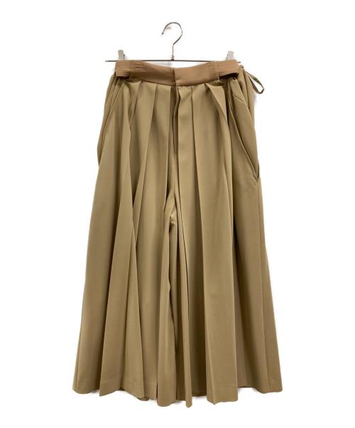 AKIKOAOKI（アキコアオキ）AKIKOAOKI (アキコアオキ) レーヨンタックワイドパンツ ベージュ サイズ:38の古着・服飾アイテム